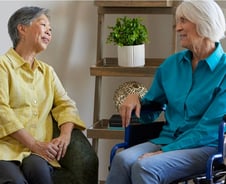 "어머니, 넘어지면 큰일나요"…삼성, 美 '낙상예방' 효도앱 투자