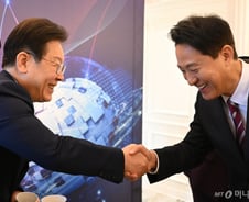 이재명 47% vs 오세훈 43%...보수 잠룡 중 오세훈만 오차범위 내 접전