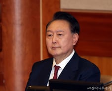 尹, 비상계엄 선포한 날 "돌이킬 수 없다…언론사 단전·단수" 지시