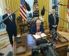 트럼프 관세 합의 아직 못한 중국…"펜타닐이 명분?" 복잡한 속내