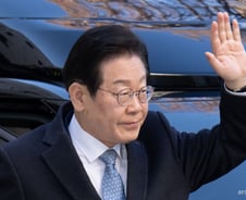 [단독] 민주당, 다둥이 부부 소득세율 '최대 3%p' 깎아준다