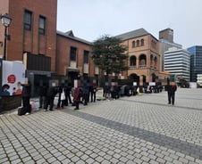 공짜 점심 먹으려 아침 9시부터 줄…겨울이 더 서글픈 어르신들[르포]