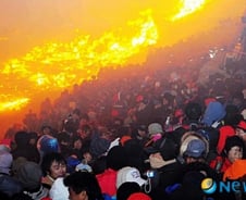 정월대보름 '불구경' 수백명…역풍 덮치자 대참사[뉴스속오늘]