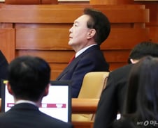 최종 변론 후 盧 14일·朴 11일…윤 대통령 탄핵심판, 늦어도 내달 결론