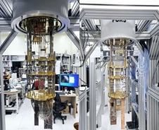 옛날 거대 '애니악' 연상케 한 양자컴…"50큐비트급 시연 앞둬"