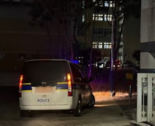 "선생님이니까 따라갔을 텐데"…초등생 피살에 눈물 맺힌 엄마들