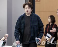 병원 떠난 지 1년 만에…전공의들, 의사 수급 추계 '새 요구안' 제시