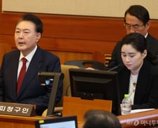 윤 대통령 탄핵심판 오늘 양측 발언…20일 기일변경 여부 주목