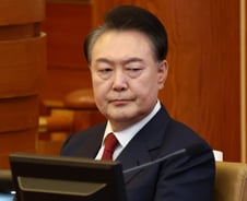 헌재, 20일 윤 대통령 탄핵심판 연기 안한다…내달 초중순 선고 가능할 듯