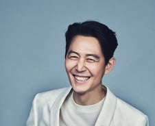 [단독] 이정재, ‘산지직송2’ 첫 게스트 출격! 염정아·임지연 대표님 의리