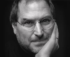 [IT썰]스티브 잡스 70번째 생일…팀 쿡 "세상의 잠재력 바라본 사람"