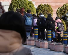 당장 다음주 개학인데…"소아·청소년 독감 발생률, 유행기준의 3배"