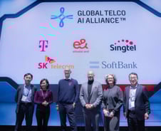 유영상 SKT 대표 "글로벌 통신사와 협력, AI 혁신 가속화"