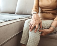 인공관절했는데 "아파" 의사는 괜찮다는데 왜? 32년 '무릎팍 도사'의 고백