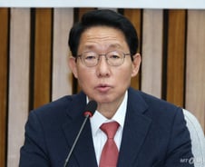 與 김상훈 "여야 국정협의회 개최 예상…尹 석방과 연계돼선 안 돼"