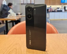 "中폰 무시마라"…40만원대 샤오미 게이밍폰 '대박'[테크로그]