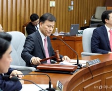 '홈플러스 사태' 18일 국회 현안질의…김병주 MBK회장 등 증인 채택