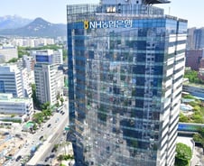 농협은행도 홈플러스 협력사 돕는다…기업당 최대 5억 대출