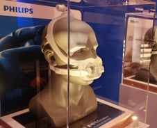 "잘 때는 각방"…코 세척하면 낫는다? 이 병 속설 탓, '수면이혼' 늘었다