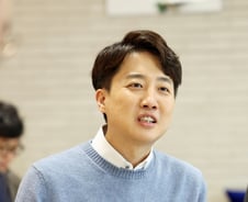[단독]서울대서 "정치 지도자 검증" 릴레이 강연…첫 연사는 이준석
