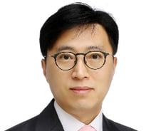 [청계광장]불확실한 트럼프 시대, K뷰티의 미국 시장 진출 전략