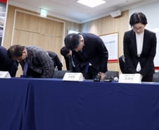 홈플 사태에 IB업계 "저등급 회사채 투자자 절반 증발했다"