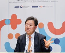 갑상선 로봇수술 1인자 김훈엽 교수 "투명한 외국인 환자 연결 절차 마련 필요"