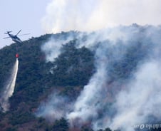 화마 막을 핵심 자원…산불진화 헬기, 다시 순차 투입