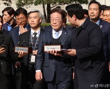 "이 순간에도 산불 번져"...'무죄' 날개 단 이재명, 고향 안동 찾는다