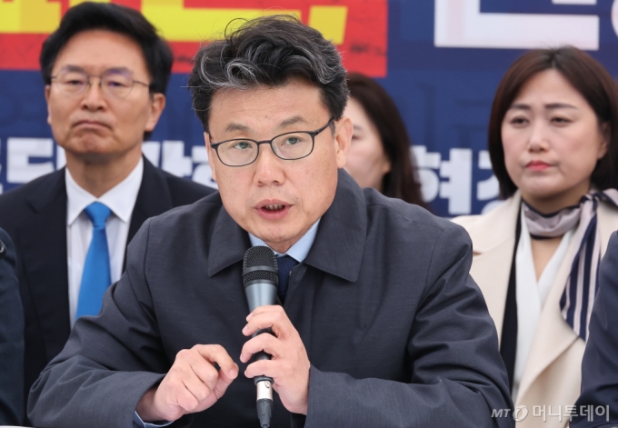 野 진성준 "산불 추경 편성 추진···논의 지금 시작해야"