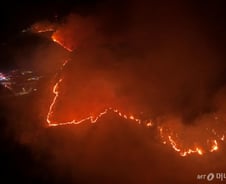 시간당 8.2km 확산 '최악의 산불'...27명 사망자도 '역대 최대'(종합2보)