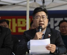 박찬대 "尹 복귀는 곧 대한민국 파멸…파면이 국민 상식"