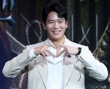 [단독] "내가 조선의 왕"...하석진, '은애하는 도적님아'로 안방 컴백