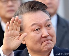 조기 대선? 재탄핵? 임기 2년 더?…尹 탄핵 선고 3가지 시나리오