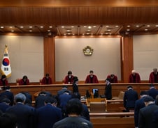 경총 "윤석열 대통령 파면 결정 존중...대립 종식해야"