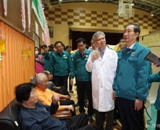 "尹 파면 기다렸다" 반격 나선 의사들, '윤석열표 의료개혁' 뒤집나