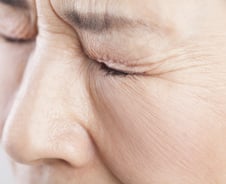 예방법도 없다…나이 드니 눈 속까지 생긴 주름, 시력도 '뚝'