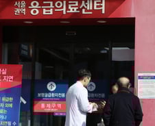 [단독]응급시 증상별 병원 찾아준다…복지부, '응급똑똑' 앱 내놓는다