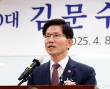 [단독] 김문수 캠프 선거 전략 담당에 'MB 청와대 정무비서관' 합류