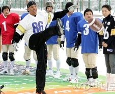 하인스 워드, '이 치료'로 슈퍼볼 뛰었다…퇴행성 관절염까지 영역 확장