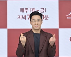 [단독] 황동주, '불후' 첫 출연...♥이영자 향한 세레나데 부를까