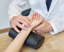 "의대 증원 '0명', 의사인력 절벽 현실로…우리 활용하라" 외친 한의사들