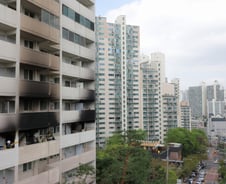 [단독]경찰 "봉천동 아파트 화재 사망자 옆 농약살포기 모양 토치 발견"