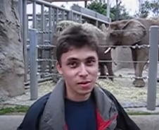 "정말 긴 코" 동물원 앞 19초 영상…38억 유튜브 시작된 날[뉴스속오늘]