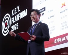 정확도·보안 높인 특화형 AI '스파크'…"공공 부문 AI 전환 이끈다"