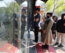 경찰, 유심 해킹 SKT 내사 중… "아직 접수된 금전피해 없어"