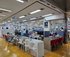 갤S25 울트라가 23만원?…'유심 해킹' SKT 깜짝 지원금 속내는