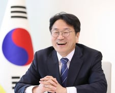 지방 인구 '무덤 곡선' 속출... "국가적 해결책 필요"