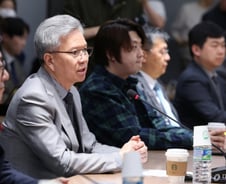 의협, 새 정부에 '의정 협의체' 신설 제안…'2천명 증원' 국감 요청도