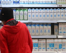 홈플러스에서 다시 서울우유 판다...2일부터 공급 재개